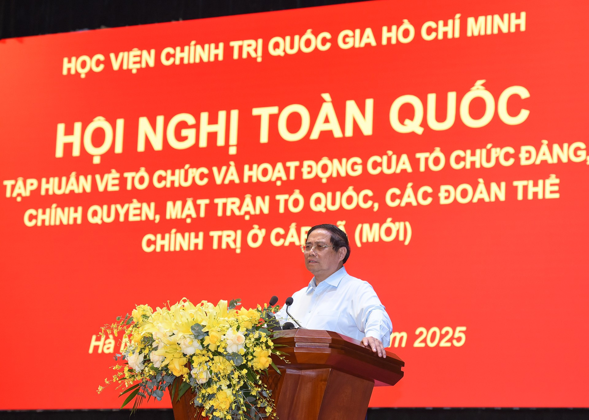 Bế mạc Hội nghị toàn quốc tập huấn về tổ chức và hoạt động của tổ chức Đảng, chính quyền, Mặt trận Tổ quốc, các đoàn thể chính trị ở cấp xã (mới)