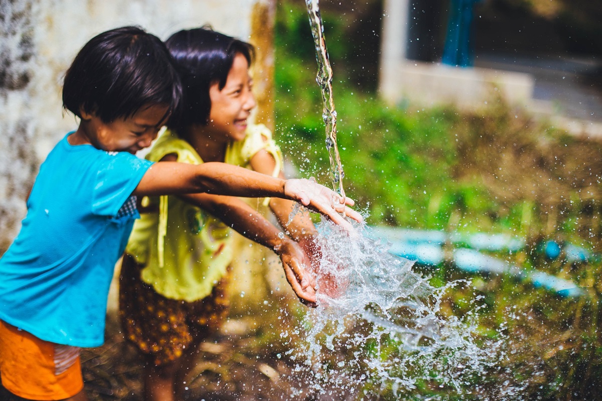 UNECE và WHO thúc đẩy xây dựng hệ thống cấp nước, vệ sinh có khả năng chống chịu trước thiên tai